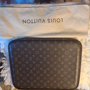 🎄🎄LV Monogram Laptop Sleeve Case great Christmas gift 🎄🎄